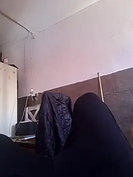 Mac638033 online show from May 11, 1:02 pm
