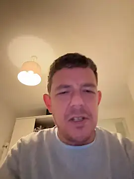 mrwright878787 online show from December 19, 1:39 am