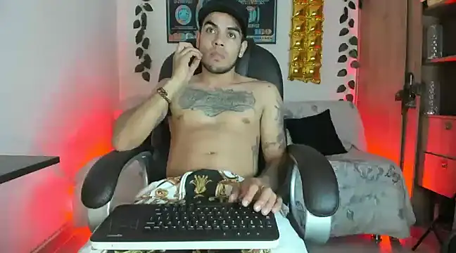 mikee scooth online show from January 11, 2:52 am