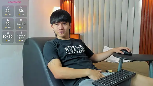 Snapshot of Ryo_kush chatting on October 24, 4:03 am Ryo kush online show from October 24, 4:03 am