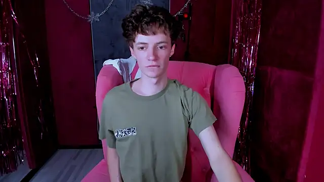 LukeSweet online show from January 12, 11:36 am