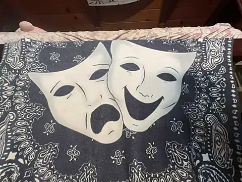 Snapshot of Adateen chatting on December 10, 12:56 am Adateen online show from December 10, 12:56 am