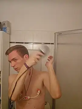 nickdtr online show from October 7, 8:07 am