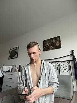 nickdtr online show from April 3, 1:52 pm