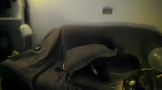 P4RtYBOII92 online show from December 29, 9:17 am