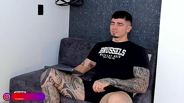 Snapshot of _mrcock chatting on September 12, 10:21 pm mrcock online show from September 12, 10:21 pm