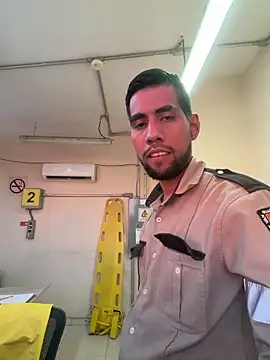 EnriquePersian197 online show from April 10, 12:06 am