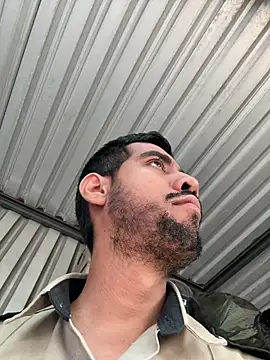 Snapshot of EnriquePersian197 chatting on January 6, 2:14 pm EnriquePersian197 online show from January 6, 2:14 pm