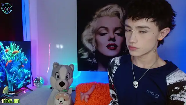 maxiy 001 online show from February 23, 3:47 pm