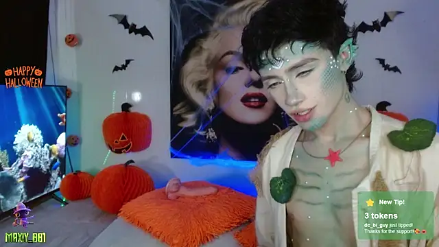 maxiy 001 online show from October 30, 6:15 am