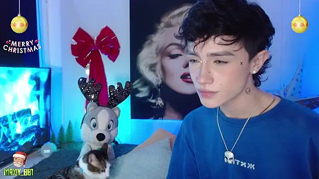 maxiy 001 online show from December 9, 8:29 pm