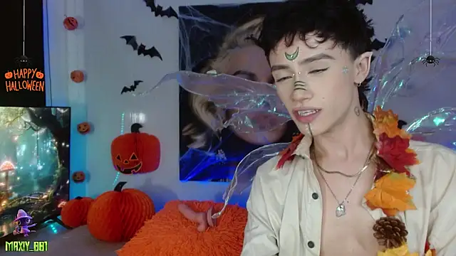 maxiy 001 online show from October 3, 6:40 am