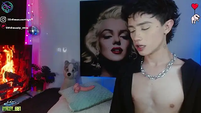 maxiy 001 online show from March 20, 11:19 pm