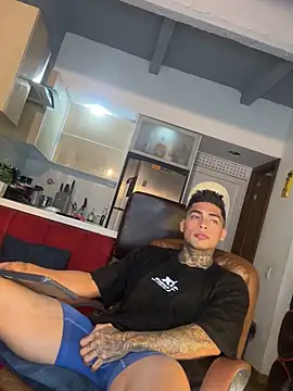 Dominiofit online show from October 27, 1:52 am