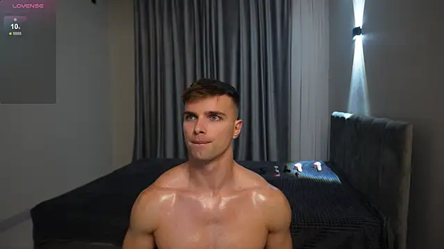 Nik Sharp online show from November 26, 6:11 pm