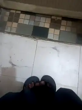 Shubuu  x online show from March 9, 10:04 pm