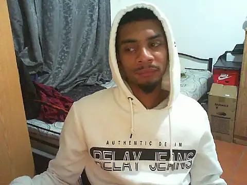 Snapshot of 29YOURZ_28_ chatting on October 4, 8:24 pm 29YOURZ 28  online show from October 4, 8:24 pm