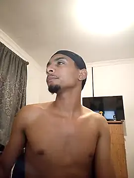 Snapshot of 29YOURZ_28_ chatting on December 5, 7:29 pm 29YOURZ 28  online show from December 5, 7:29 pm