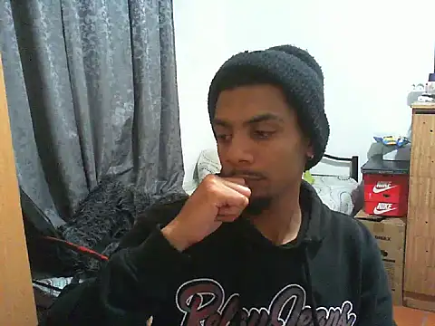 Snapshot of 29YOURZ_28_ chatting on September 19, 8:19 pm 29YOURZ 28  online show from September 19, 8:19 pm