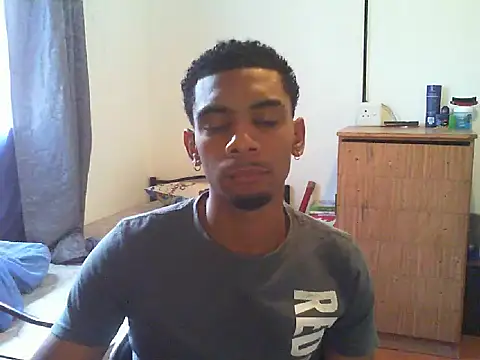 Snapshot of 29YOURZ_28_ chatting on February 19, 12:11 pm 29YOURZ 28  online show from February 19, 12:11 pm