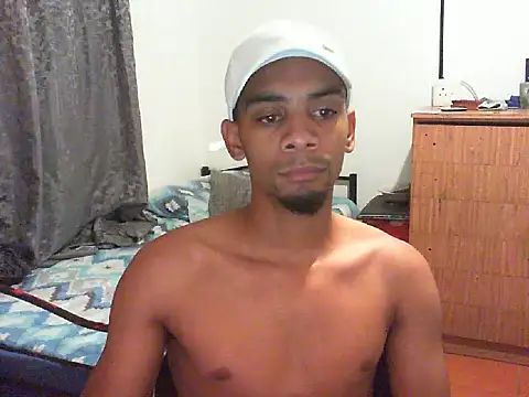 Snapshot of 29YOURZ_28_ chatting on March 20, 6:31 pm 29YOURZ 28  online show from March 20, 6:31 pm