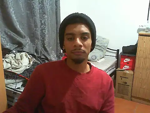 Snapshot of 29YOURZ_28_ chatting on October 24, 8:43 pm 29YOURZ 28  online show from October 24, 8:43 pm