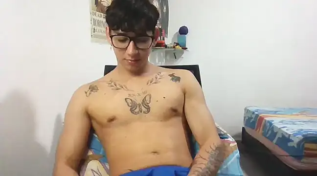 Dillom420 online show from March 8, 5:14 am