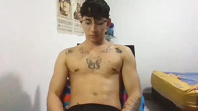 Dillom420 online show from February 14, 4:15 am