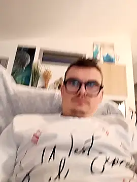 GLouglou19 online show from January 9, 5:18 pm