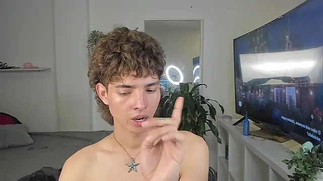 santy-kitty online show from November 12, 3:56 am