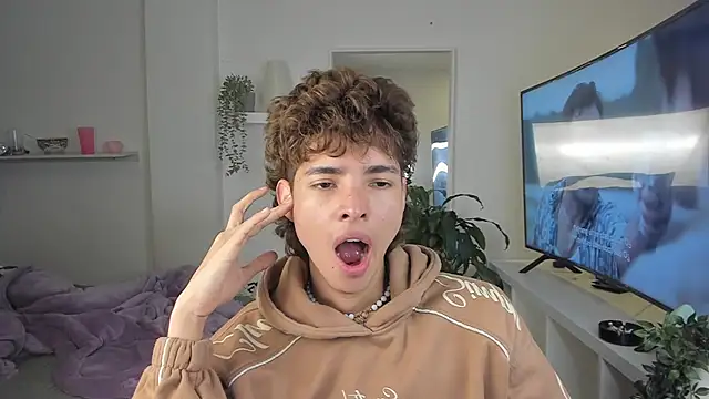 santy-kitty online show from November 22, 4:01 am