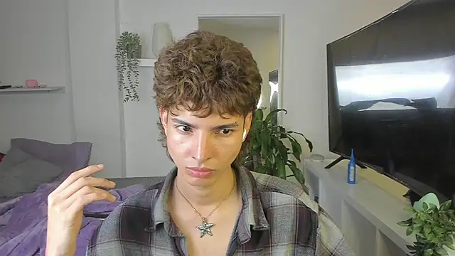 santy-kitty online show from November 11, 3:55 am