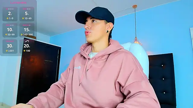 Lobo 17  online show from September 26, 4:21 am