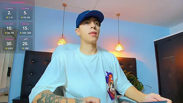 Lobo 17  online show from March 8, 4:09 am