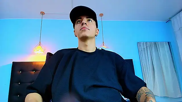 Lobo 17  online show from January 30, 3:55 am