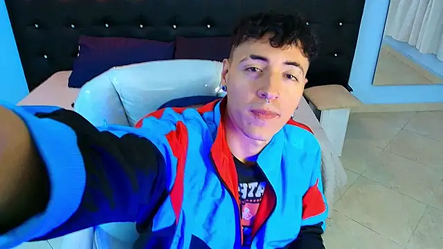 Lobo 17  online show from January 9, 4:19 am