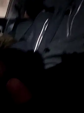 Snapshot of QcMisterv13 chatting on December 19, 4:45 am QcMisterv13 online show from December 19, 4:45 am