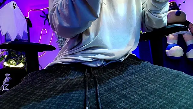 twink sebas  online show from October 20, 12:36 am