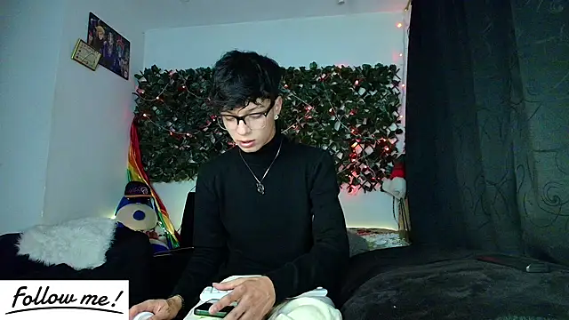 twink sebas  online show from January 10, 4:54 am