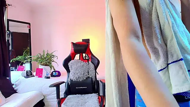 twink sebas  online show from October 11, 7:07 pm