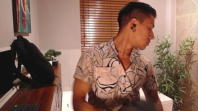 Andy Joy  online show from January 12, 11:25 am