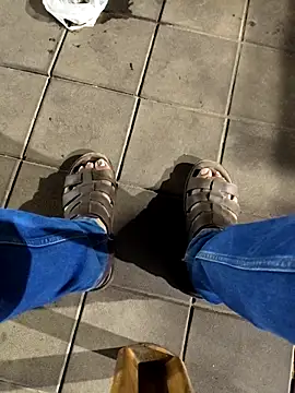 Ishan003 online show from March 17, 2:30 pm