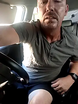 LukedavidDestroys online show from January 8, 8:47 pm