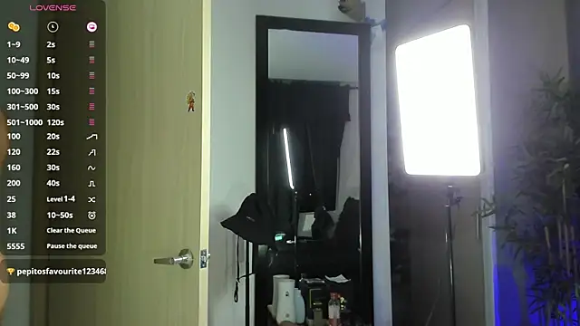 jordan mayers02 online show from December 2, 10:29 am