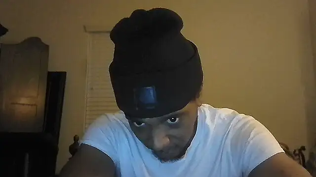 bigboytoy912 online show from March 31, 12:01 am