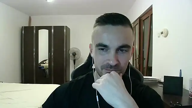 mu5clemania2 online show from November 24, 5:47 pm