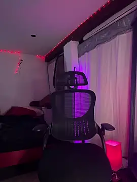 blkpantha online show from April 25, 9:12 pm