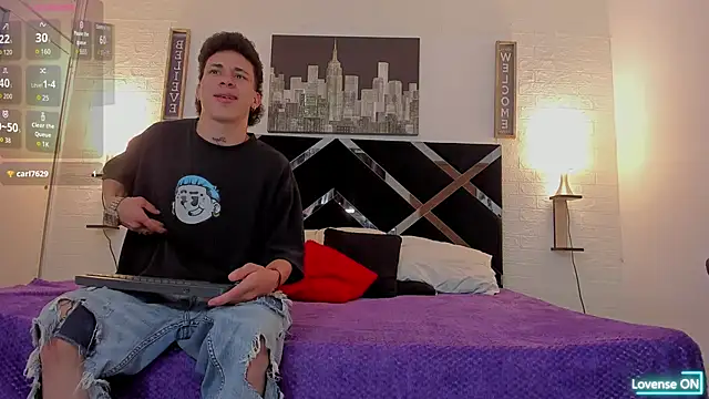 Snapshot of nakedfoam1 chatting on September 18, 3:19 am nakedfoam1 online show from September 18, 3:19 am