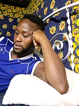 bull Giant online show from February 7, 2:19 am