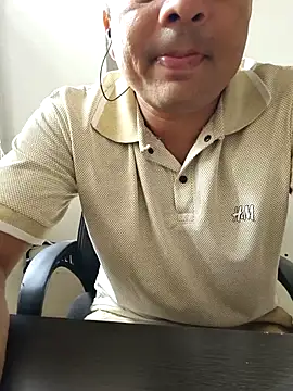 Snapshot of akkyplayboy08 chatting on October 28, 6:38 am akkyplayboy08 online show from October 28, 6:38 am